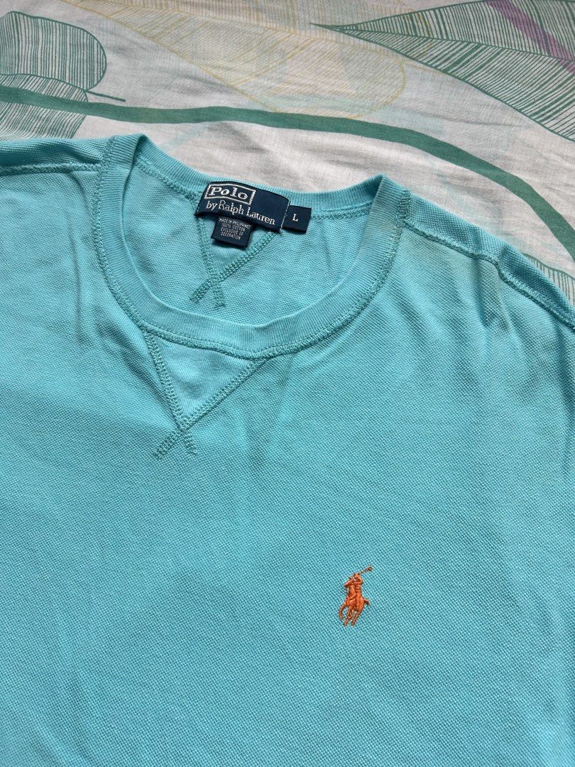 Polo Ralph Lauren Crewneck Sweatshirt (Category: Coats, Jackets and Outerwear) located in Dagupan City. Submitted by macavex (Listing ID 1452554334, Image 2). Description: Large on tag 24” x 28”.