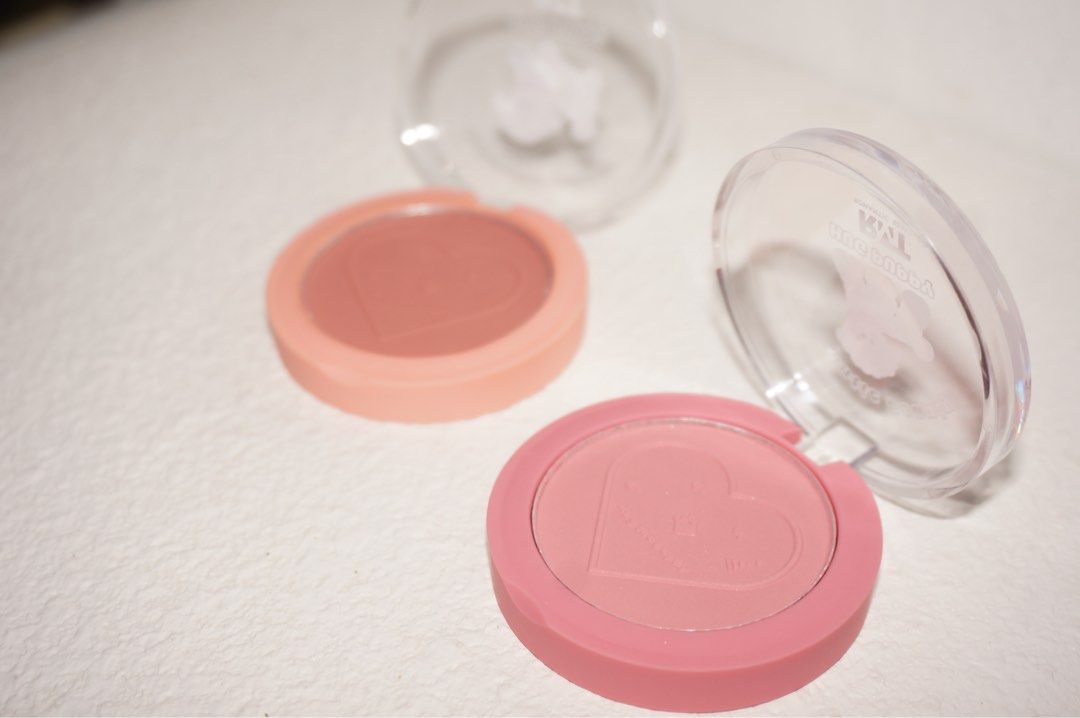 Romantic Beauty Blushes (Category: Makeup) located in Quezon City. Submitted by pjmccart (Listing ID 1452652741, Image 1). Description: - RFS: Decluttering - Slightly Negotiable -Loc: Quezon City - MOP: gcash - MOD: lalamove, j&t, ggx.