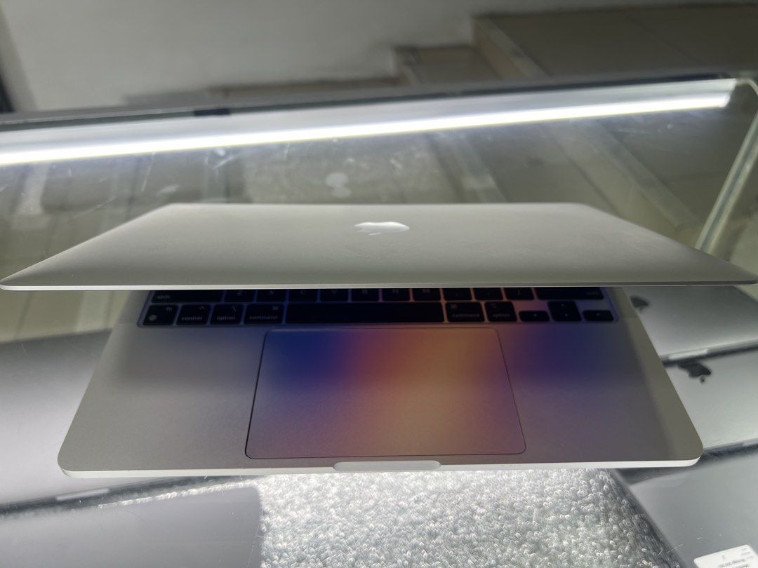 Rush for sale ‼️MacBook pro 2020 13” (Category: Laptops & Notebooks) located in Manila. Submitted by vaniextura (Listing ID 1452568849, Image 2). Description: Rush for sale ‼️MacBook pro 2020 13inch Chip apple M1 Memory 16gb Storage 512gb Silver Very clean No issues or dents No history repairs All good working All good condition Very smooth Very smooth track pad and performance Good for use school and work Pakage original charger Free pouch Free 