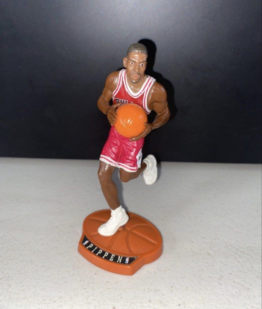 Scottie Pippen NBA Chicago Bulls (Category: Vintage Collectibles) located in Quezon City. Submitted by dardsa (Listing ID 1452632932, Image 2). Description: WYSIWYG Approximately 4.5 inches in height Scottie Pippen Chicago Bulls NBA Superstar Collection.