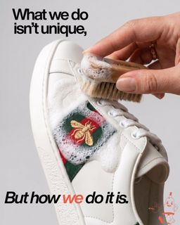 (Category: ) located in . Submitted by saucysneakers.sg (Listing ID 1128966639, Image 1). Description: .