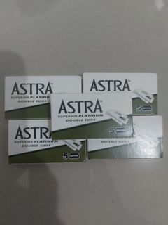 (Kategori: ) berada di . Dikirim oleh lazialo.peggorio (ID iklan 1452548131, Gambar 1). Deskripsi: .