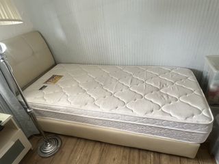 (Category: ) located in . Submitted by christine.chia.96 (Listing ID 1452642876, Image 1). Description: .
