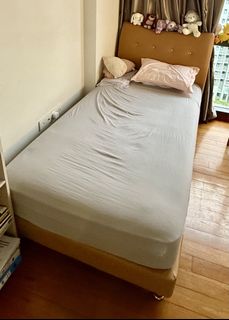 (Category: ) located in . Submitted by sharonxue932133 (Listing ID 1452624178, Image 1). Description: .
