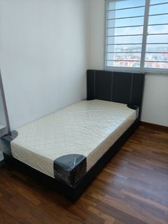 (Category: ) located in . Submitted by panda_furnitur3 (Listing ID 1452636780, Image 1). Description: .