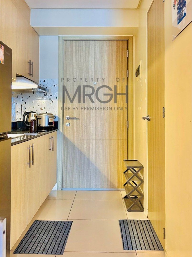 SMDC Breeze 27sqm (PASALO) (Category: Apartments & Condos) located in Muntinlupa City. Submitted by russellher (Listing ID 1452516487, Image 2). Description: PASALO - FULLY FURNISHED UNIT (ready for Airbnb/Long-term rental) SMDC Breeze Residences 🗺️ 27sqm | 🏢 25th flr | 🏖️ Manila Bay View 📍5min drive to MOA, CCP Complex, Star City 📍15min drive to NAIA Airport 📍10min drive to La Salle Taft, College of St. Benilde, other unis along Taft ave. 