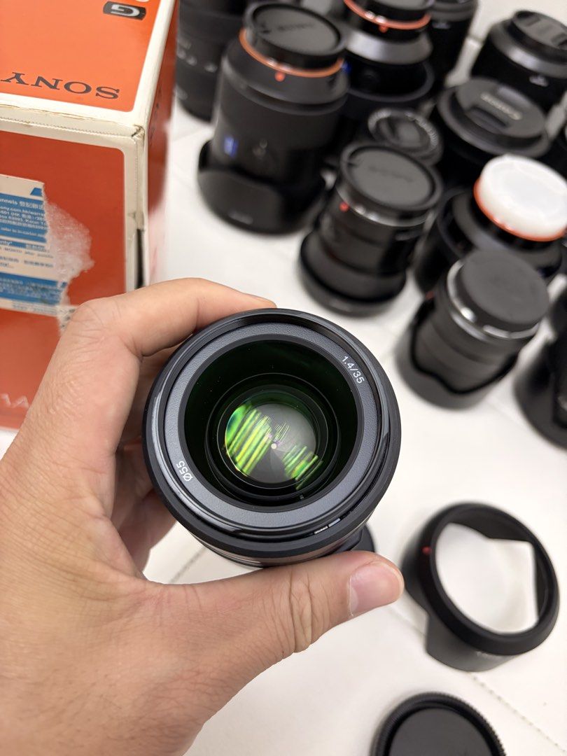 Sony 35mm f/1.4 Lens (Category: Lens & Kits) located in Subic. Submitted by rokkorman (Listing ID 1452617218, Image 3). Description: - Sony 35mm f/1.4 lens - Perfect for portraits and low-light photography - Features sharp optics - Includes lens hood and caps - Original box included - Selling due to gear upgrade Item pickup from subic bay or lalamoved.
