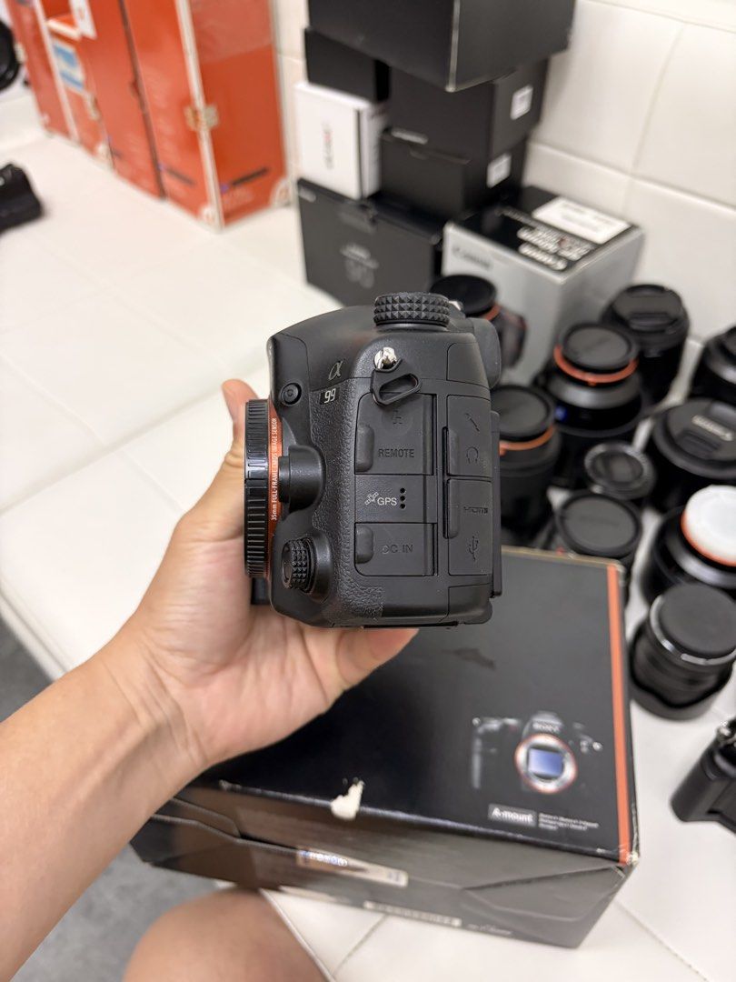 Sony SLT-A99 Alpha 99 A-mount Camera Body (Category: Cameras) located in Subic. Submitted by rokkorman (Listing ID 1452617810, Image 3). Description: - Sony A99 Camera Body - Full-Frame A-mount - Original Box Included - Ideal for Photography Enthusiasts - Selling As Is - Feel free to ask questions - lcd screen slightly smudged but doesnt affect use Item pickup from subic bay or lalamoved.