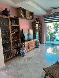 (Category: ) located in . Submitted by zed-01126718725 (Listing ID 1440939409, Image 1). Description: .