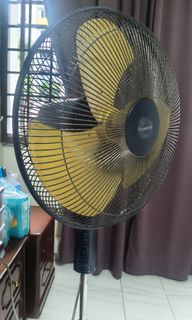 (Category: ) located in . Submitted by 8909fadh (Listing ID 1452657426, Image 1). Description: .