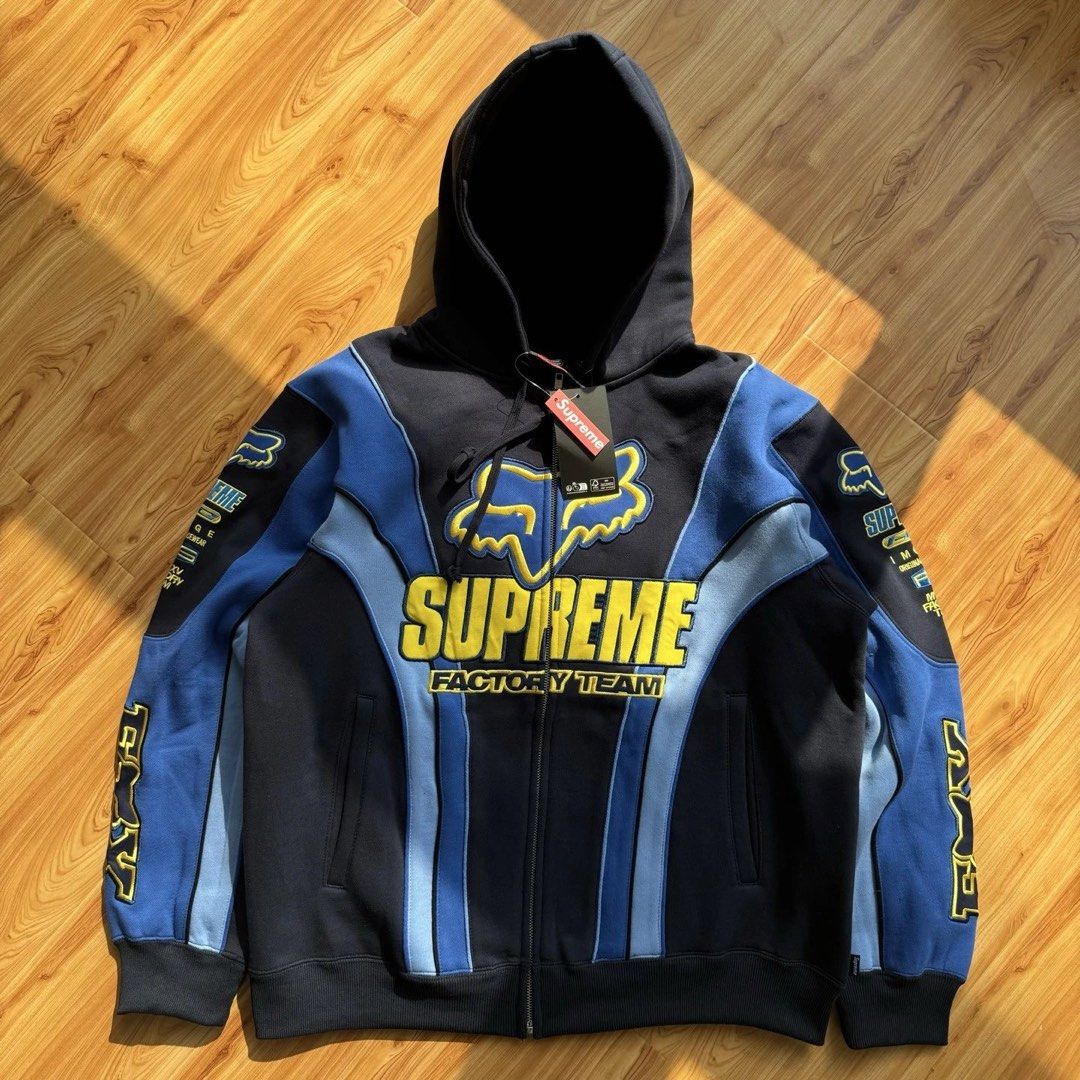 Supreme Fox Racing Zip Up Hooded Sweatshirt (Category: Hoodies) located in Manila. Submitted by godspeedmnl (Listing ID 1452568190, Image 3). Description: Supreme Fox Racing Zip Up Hooded Sweatshirt 11,589PHP / Sizes: S, M, L, XL Colorway: Blue, Black, Pink/White, Realtree Hardwoods Camo (Feel free to message me for additional photos.) Package included: • Supreme Fox Racing Zip Up Hooded Sweatshirt x 1 • Godspeed Mnl Paper Bag • Godspeed Mnl logo