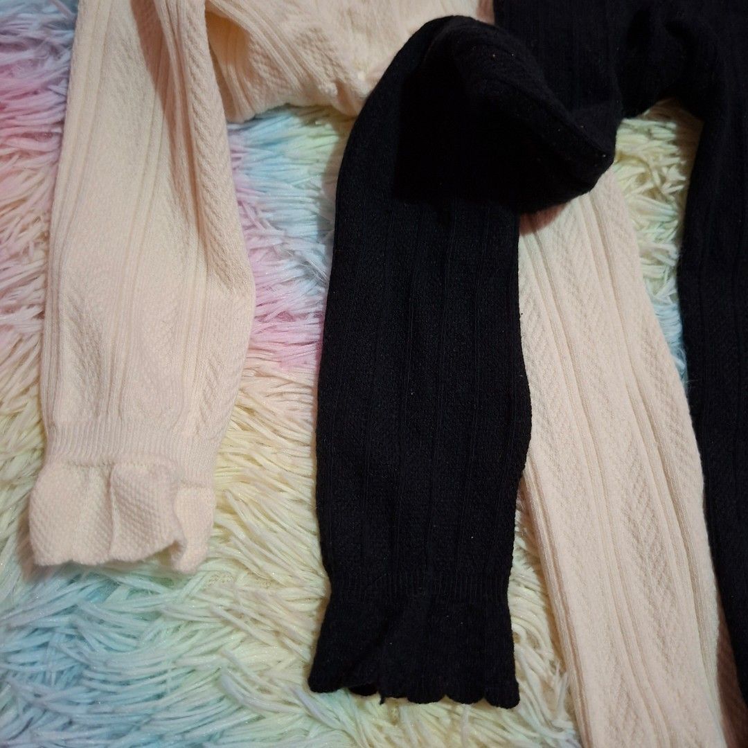 Take all Kids knitted nonfooted tights (Category: Babies & Kids Fashion) located in Las Pinas. Submitted by assortedkidzstuffs (Listing ID 1452638496, Image 3). Description: worn once both fits 4-7y excellent quality.