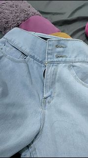 (Kategori: ) berada di . Dikirim oleh evelynthrift (ID iklan 1452511103, Gambar 1). Deskripsi: .