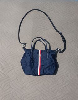(Category: ) located in . Submitted by jcthrifting (Listing ID 1452575275, Image 1). Description: .