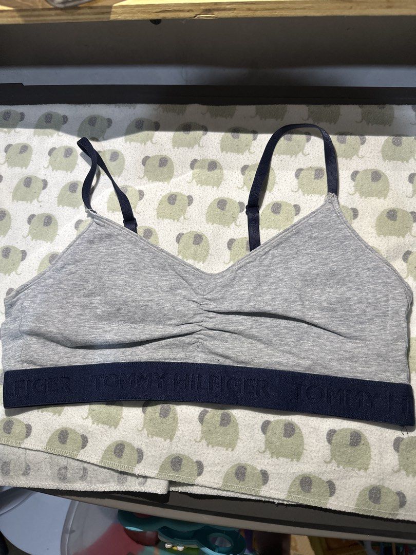 Tommy Hilfiger SportsBra (Category: Activewear) located in Santa Rosa. Submitted by babicdln (Listing ID 1452593261, Image 1). Description: - with Padslot - Adjustable straps for a custom fit - Size: L/G - Made in Bangladesh .