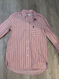 (Category: ) located in . Submitted by closetbyshan_818 (Listing ID 1452671446, Image 1). Description: .