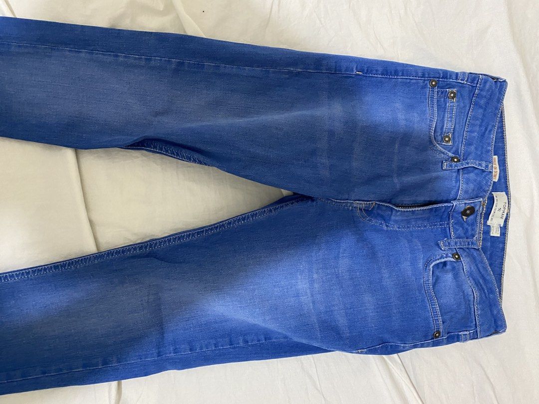 Topman Blue Denim Jeans (Category: Jeans) located in Makati City. Submitted by dripfitsmanila (Listing ID 1452518194, Image 3). Description: - Brand: Topman - Color: Blue Denim - Style: Classic Five-Pocket - Fit: Spray on Skinny - Closure: Button and Zip - Ideal for: Everyday wear - Condition: 9/10 .