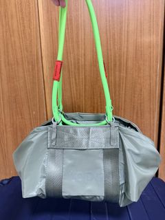 （分類：）位於 。 由 chanpey 提交（商品編號 1452511344，圖片 1）。簡介： 。