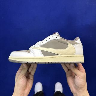 Travis Scott x Jordan Air Jordan 1 Low OG 白藍色貨號：DM7866-104