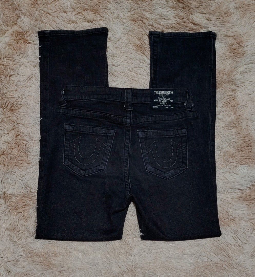 TRUE RELIGION BLACK WASHED JEANS (Category: Jeans) located in Bislig. Submitted by tuazons21 (Listing ID 1452528927, Image 1). Description: SIZE 27-28 CR 10/10 NO FLAWS GOOD AS NEW CONDITION.