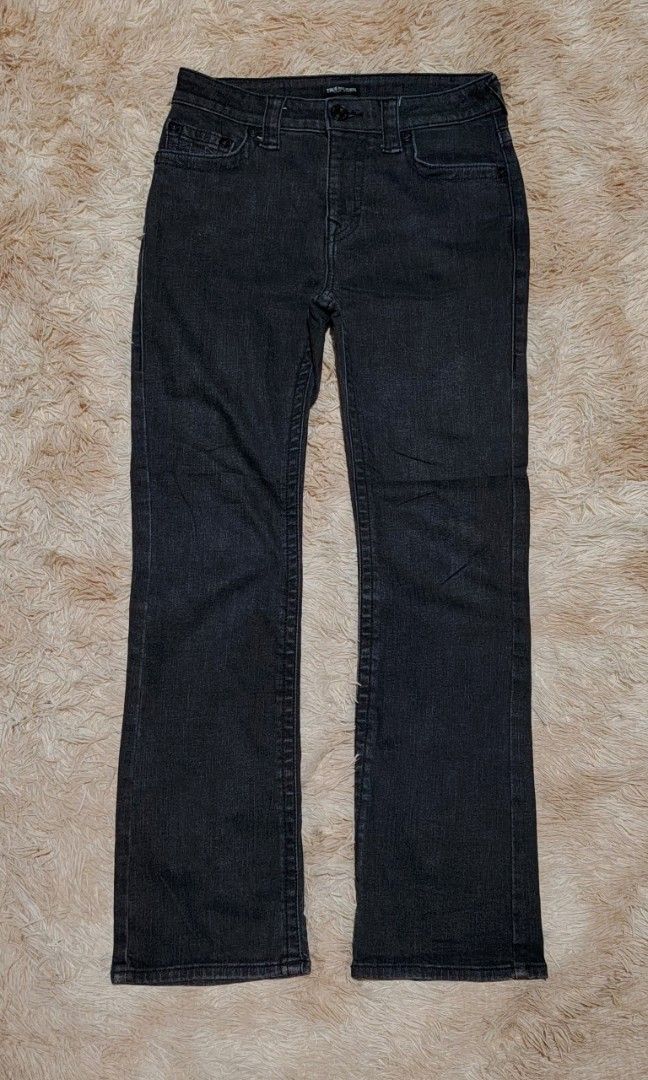 TRUE RELIGION BLACK WASHED JEANS (Category: Jeans) located in Bislig. Submitted by tuazons21 (Listing ID 1452528927, Image 2). Description: SIZE 27-28 CR 10/10 NO FLAWS GOOD AS NEW CONDITION.
