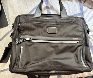 （分類：）位於 。 由 charliefok 提交（商品編號 1443875077，圖片 1）。簡介： 。