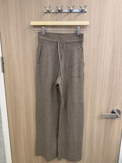 (Category: ) located in . Submitted by joy08.preloved (Listing ID 1452584312, Image 1). Description: .