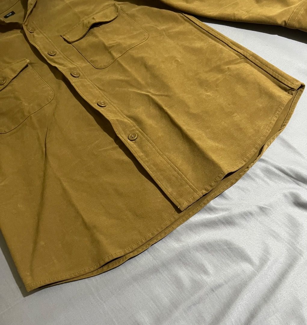 Uniqlo Long Sleeve Shirt (Category: Tshirts & Polo Shirts ) located in Quezon City. Submitted by gus_07 (Listing ID 1452639580, Image 3). Description: Original Small size Used once only RFS: Decluttering Location: Near UP Diliman, Quezon City.