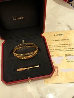 (Category: ) located in . Submitted by watchluxury888 (Listing ID 1452560276, Image 1). Description: .