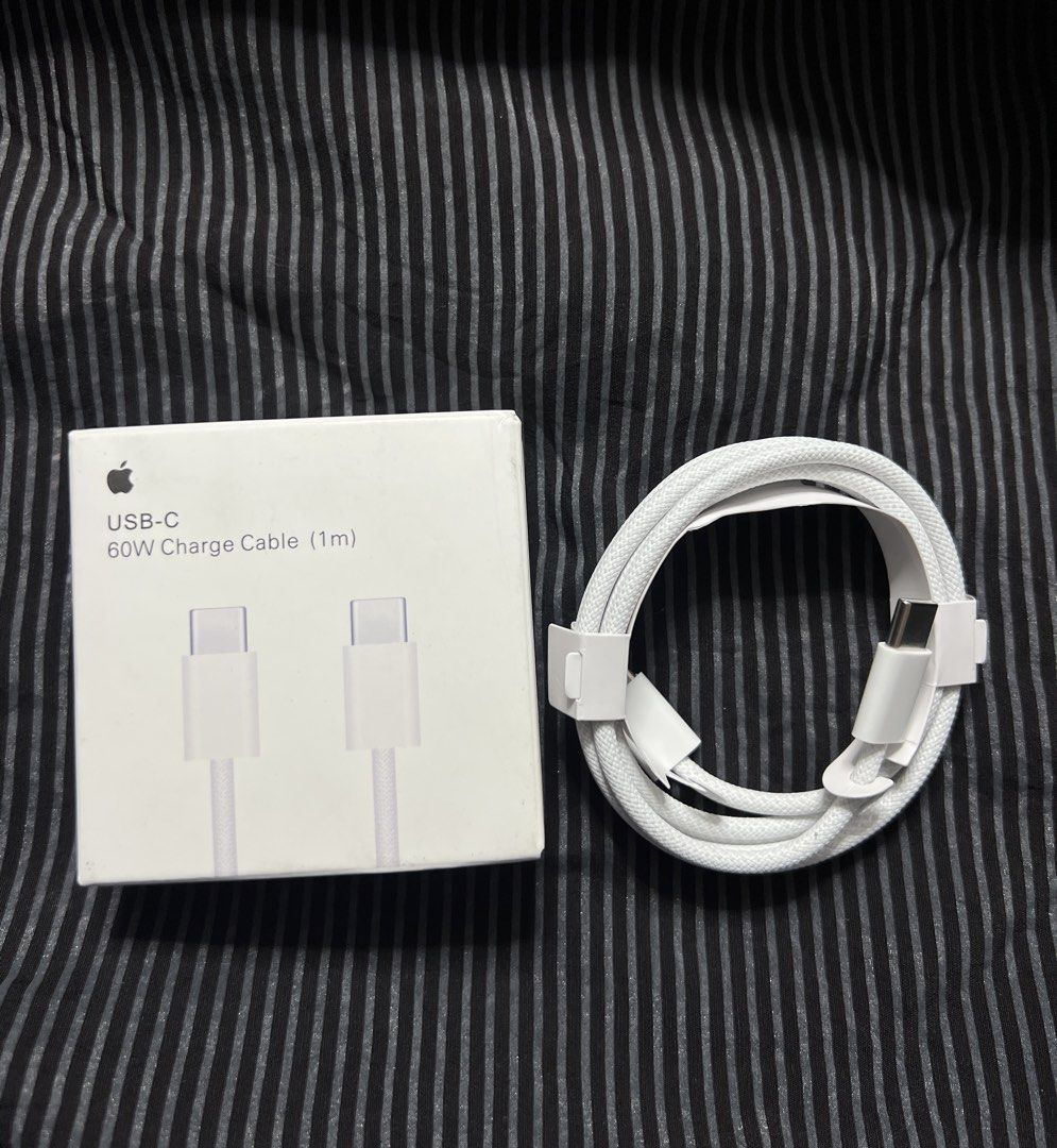 Usb-C Cable Mcbook 1M Type-C (Category: Chargers & Cables) located in Manila. Submitted by as_onlineshop11 (Listing ID 1452688738, Image 1). Description: .