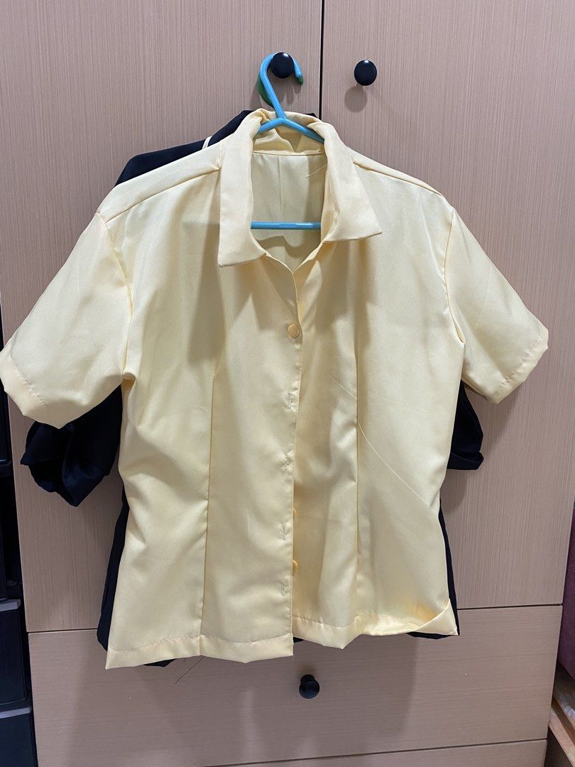 (3 SETS) UST TYPE A UNIFORM COMMERCE (Category: Coats, Jackets and Outerwear) located in Quezon City. Submitted by maxo____oene (Listing ID 1452634544, Image 2). Description: rfs: transferred school too big ang coat and blouse sa akin, 32in waist and 36in bust while ang slacks, sakto lang sa akin this is not lauranne’s, it’s from vivels :) may three black slacks/trousers ito na kasama, complete set talaga siya! 1,500 only for 3 set of unif! :) .