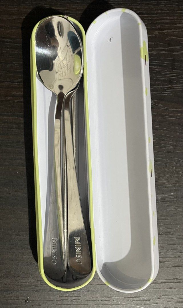 Utensils (Category: Other Kitchenware & Tableware) located in Quezon City. Submitted by syringes (Listing ID 1452671344, Image 3). Description: Miniso Utensils With chopsticks Used As Is.