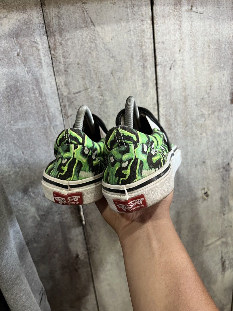 Vans X Supreme Skull pine Slip On (Category: Shoe inserts & accessories) located in Zamboanga. Submitted by alterramz08 (Listing ID 1452540871, Image 2). Description: Vans X Supreme Skull pine Slip On Size 8.5 26.5Cm Verygood Condition Price :4,000 Pesos !.