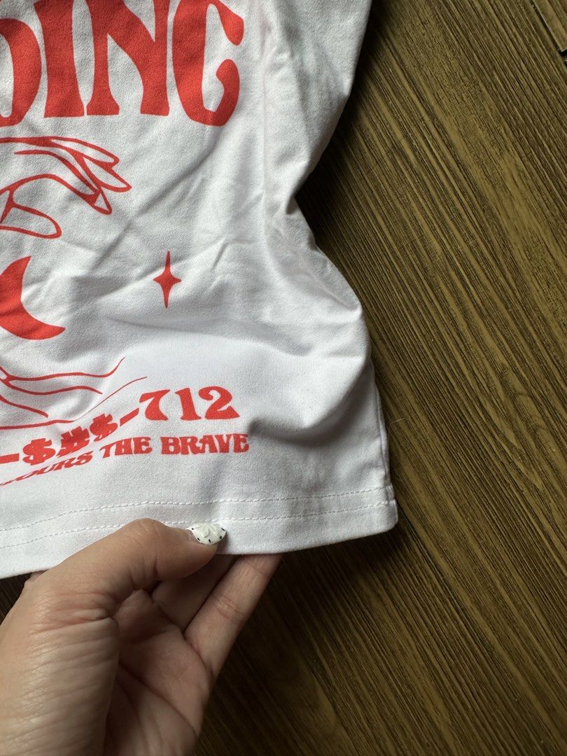 Vintage y2k Tube top (Category: Others Tops) located in Caloocan City. Submitted by 2ndfash (Listing ID 1452556263, Image 3). Description: Small to med.