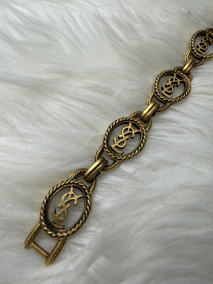 Vintage YSL bracelet (Category: Luxury Accessories) located in Paranaque City. Submitted by hellowooorld (Listing ID 1452696141, Image 2). Description: Length: 6.5”.