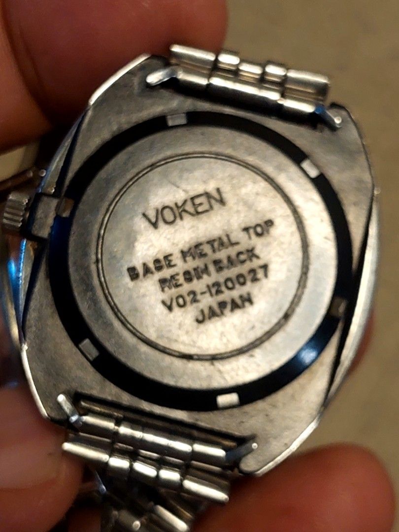 Voken watch by citizen (Category: Men's Watches) located in Santa Rosa. Submitted by roycerocus (Listing ID 1452638145, Image 3). Description: in veey good working cond. light scratches only very presentable in actual.