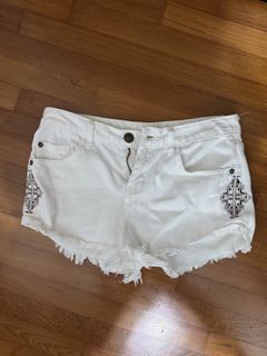 (Category: ) located in . Submitted by L2711 (Listing ID 1452524482, Image 1). Description: .