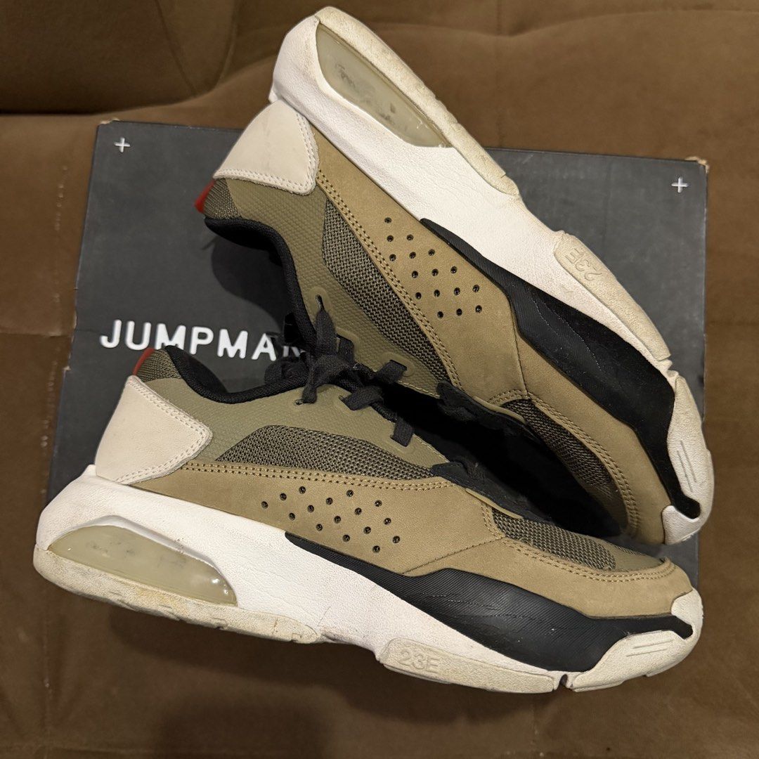 WMNS Jordan Air 200E Medium Olive/University Red (Category: Sneakers) located in Manila. Submitted by songhuns (Listing ID 1452696084, Image 3). Description: - Brand: Nike Air Jordan - Model: 200E - Color: Medium Olive/University Red - Size: Women's US 7.5 - Condition: Comes with original box - Ideal for: Everyday wear, light activity - Style: Stylish and comfortable.