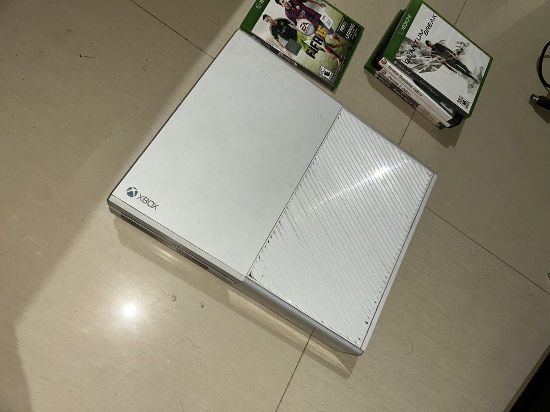 Xbox 1 (Category: Xbox) located in Manila. Submitted by yslbns (Listing ID 1452556035, Image 1). Description: .