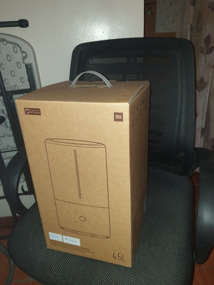 Xiaomi Mi Smart Antibacterial Humidifier 4.5L (Category: Air Purifiers & Dehumidifiers) located in Santa Rosa. Submitted by november.days (Listing ID 1452546786, Image 2). Description: - Mi Smart Antibacterial Humidifier - Large 4.5L capacity - Built-in UV sterilization for cleaner mist - Easy-to-fill design for convenience - Smart humidity control maintains ideal levels - Compatible with Google Assistant and Alexa.