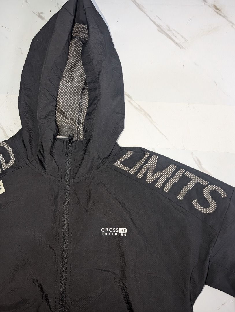 361 DEGREE WINDBREAKER JACKET (Category: Coats, Jackets and Outerwear) located in San Fernando. Submitted by driploop.ph (Listing ID 1447445341, Image 3). Description: All item details are provided in the first photo. Kindly review before sending an inquiry. 🚚 Ships via J&T Express 📍San Fernando, Pampanga.