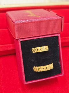 916 Gold Ring Collection item 1