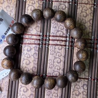 （分類：）位於 。 由 bambigeorge 提交（商品編號 1447453744，圖片 1）。簡介： 。