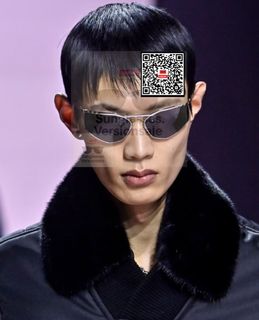 (Category: ) located in . Submitted by sunglasses.versionsale (Listing ID 1447436076, Image 1). Description: .