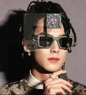 (Category: ) located in . Submitted by sunglasses.versionsale (Listing ID 1447437008, Image 1). Description: .