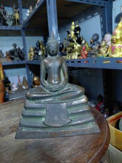 (Category: ) located in . Submitted by 3bchokdeeamulets (Listing ID 1447315989, Image 1). Description: .