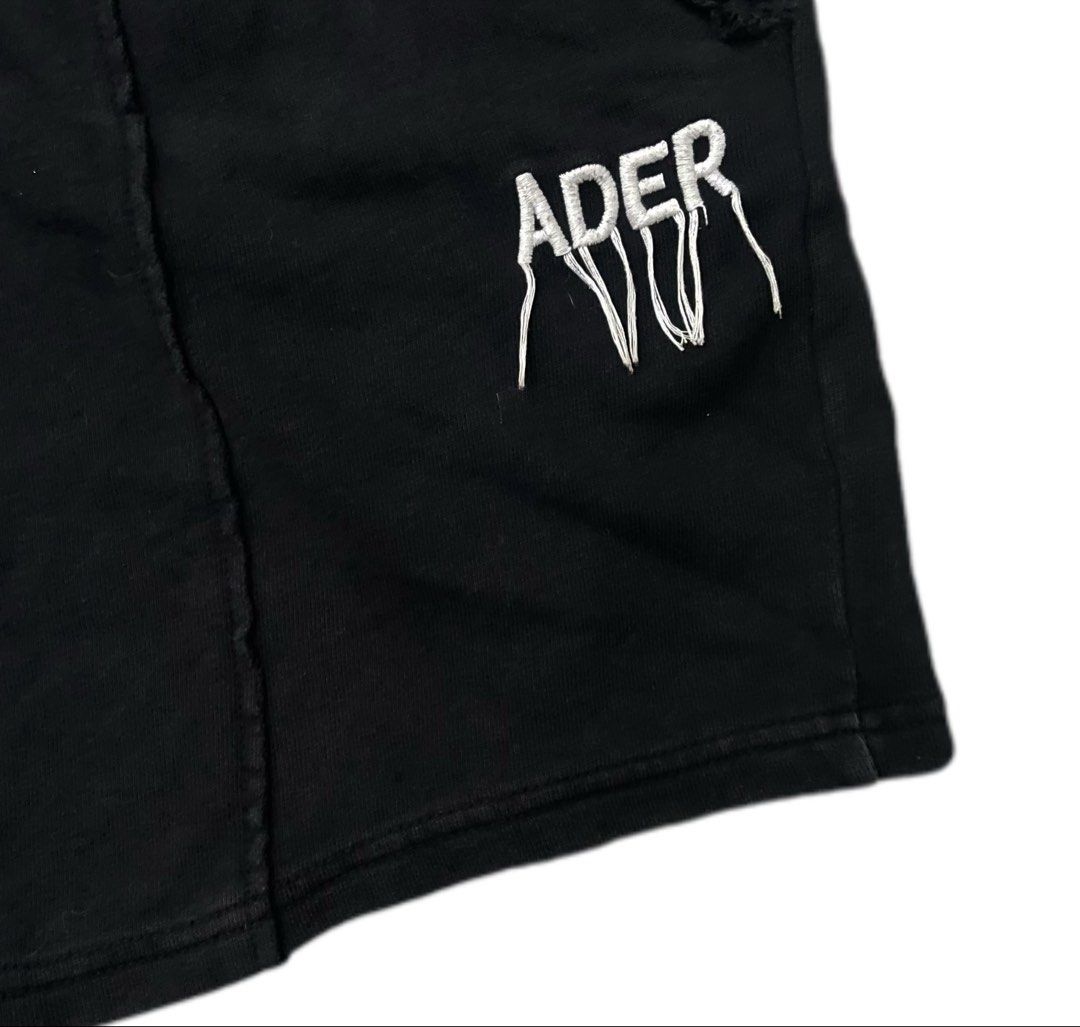 Ader Error (Category: Shorts) located in Taguig. Submitted by thriftstar2 (Listing ID 1447453056, Image 2). Description: Size L - XL Excellent condition No hidden issue.