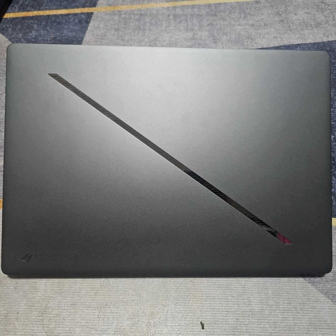 Asus ROG Zephyrus G16 GU605C-XQR083W