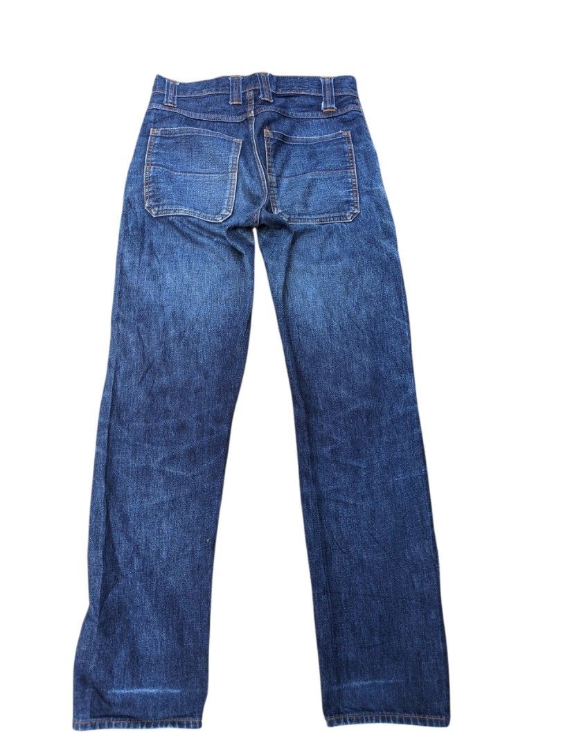 Authentic Syndro Japan selvedge jeans (Category: Jeans) located in Kapalong. Submitted by hashhthrift (Listing ID 1447320923, Image 2). Description: United Garment Tailors Taiwan Brand made in Japan issue sign of use button fly measurements: waist 30 thigh 11.5 length 40.5 hem 7.