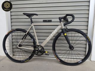 (Category: ) located in . Submitted by bikeco (Listing ID 1447434266, Image 1). Description: .